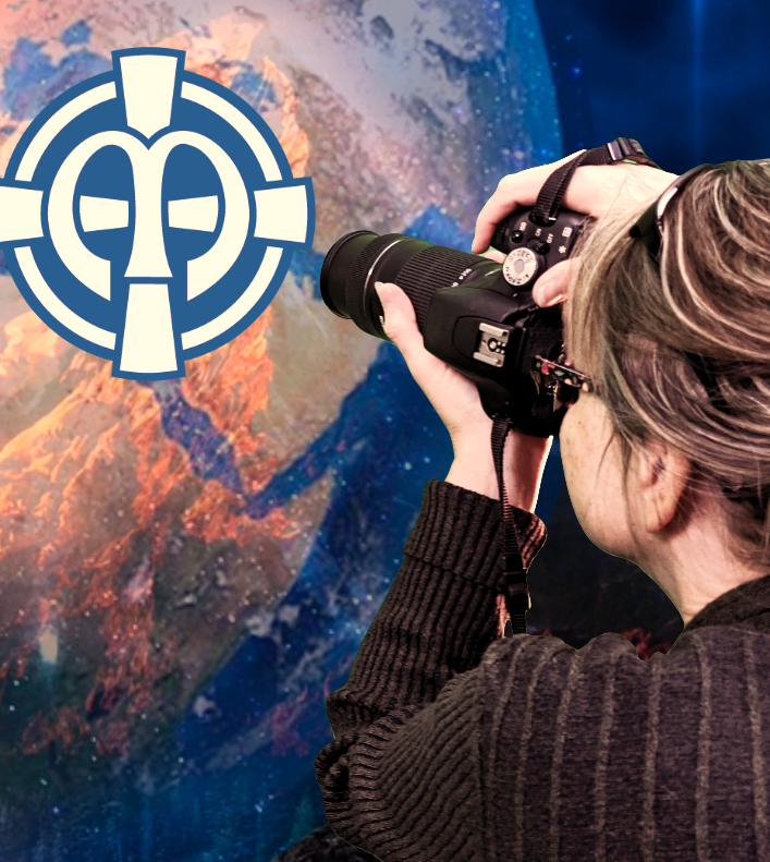 photo of Laura taking a photo