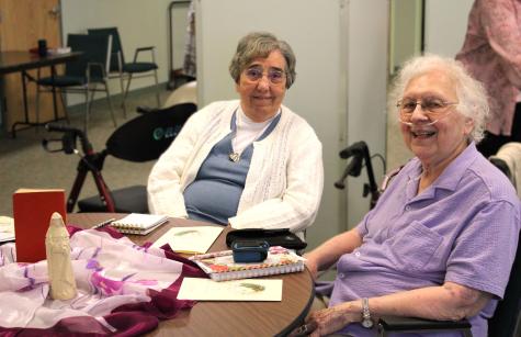 photo of Sisters Theresa Linz and Bernice Feilinger